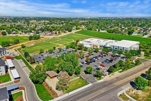 3904 S Indiana Avenue, Caldwell, ID 83605
