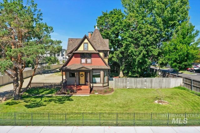 3904 S Indiana Avenue, Caldwell, ID 83605