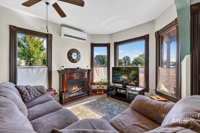 3904 S Indiana Avenue, Caldwell, ID 83605
