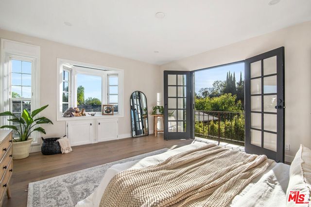 9265 Thrush Way, Los Angeles, CA 90069