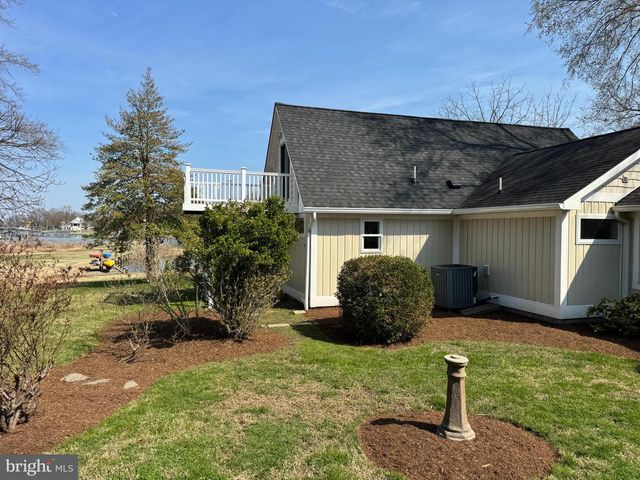 1268 HAYES RD, Shady Side, MD 20764