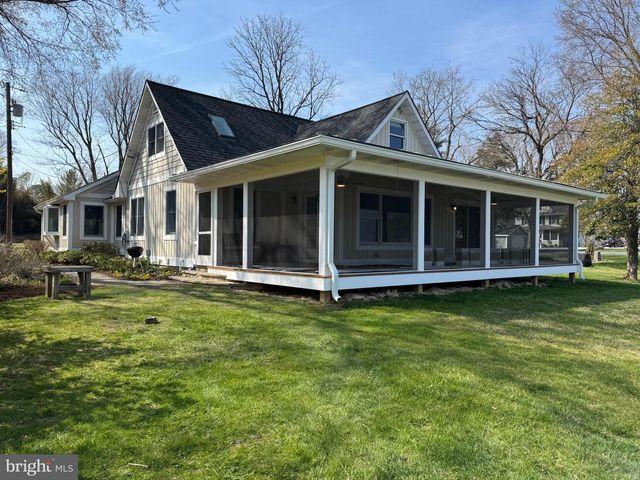 1268 HAYES RD, Shady Side, MD 20764