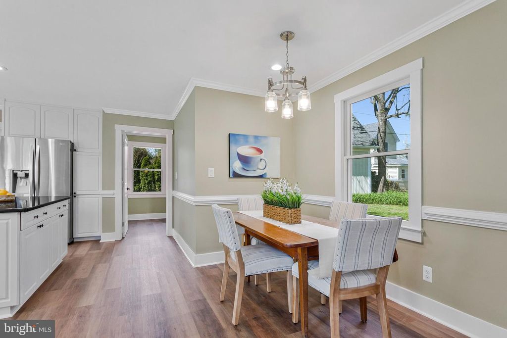 Image 12 of property listing at 1268 HAYES RD, Shady Side, MD 20764