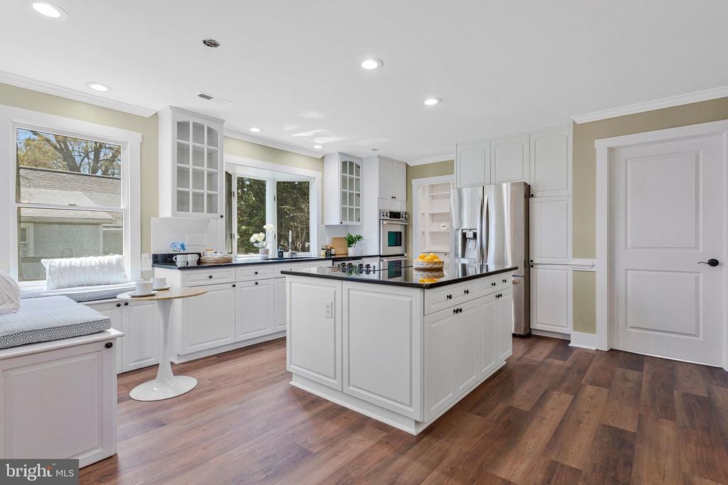 Image 15 of property listing at 1268 HAYES RD, Shady Side, MD 20764