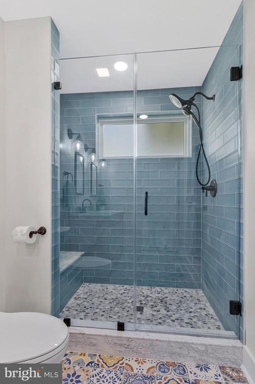 Image 30 of property listing at 1268 HAYES RD, Shady Side, MD 20764