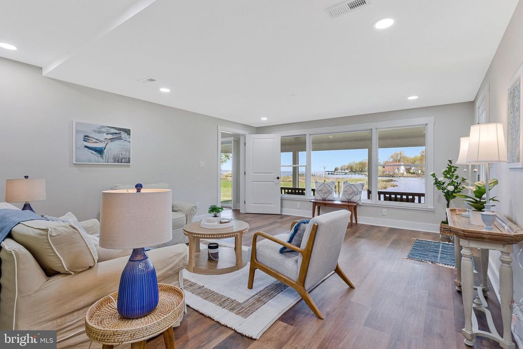 Image 33 of property listing at 1268 HAYES RD, Shady Side, MD 20764