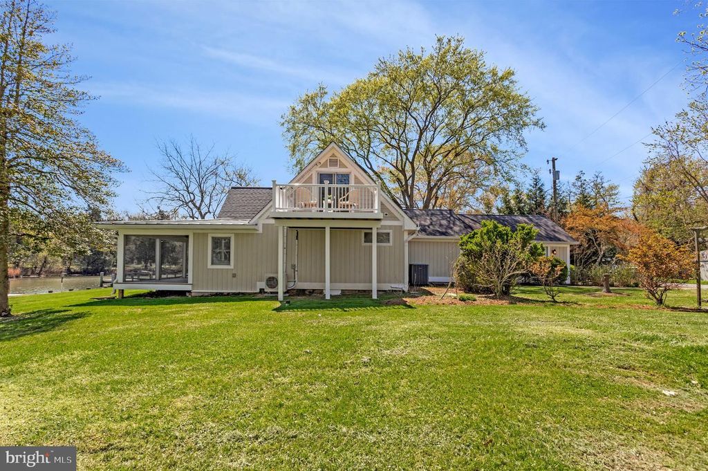 Image 68 of property listing at 1268 HAYES RD, Shady Side, MD 20764