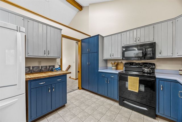 1482 Westview Drive, Coralville, IA 52241