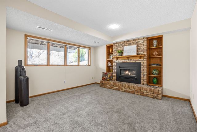 1482 Westview Drive, Coralville, IA 52241