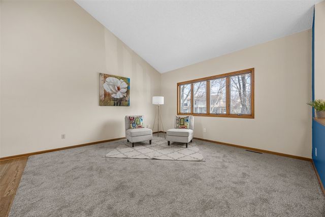 1482 Westview Drive, Coralville, IA 52241