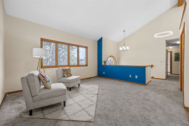 1482 Westview Drive, Coralville, IA 52241