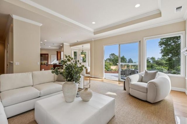 140 Ridgeway Road, Woodside, CA 94062