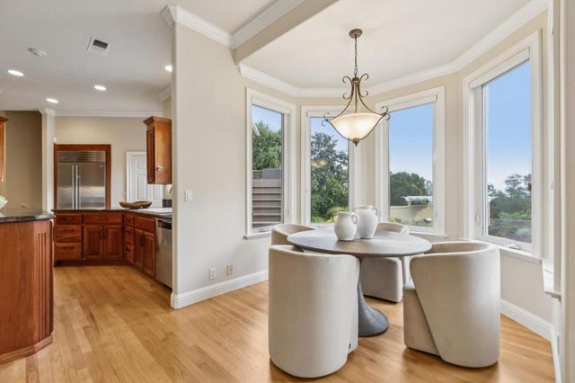 140 Ridgeway Road, Woodside, CA 94062