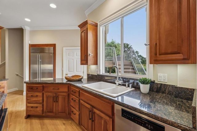 140 Ridgeway Road, Woodside, CA 94062