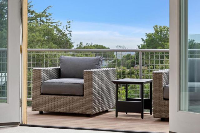 140 Ridgeway Road, Woodside, CA 94062