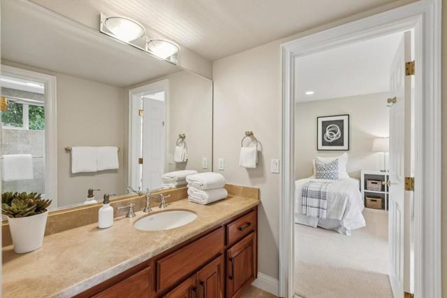 140 Ridgeway Road, Woodside, CA 94062