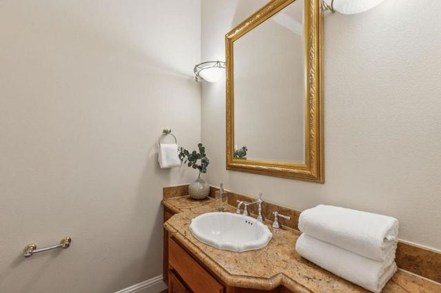 140 Ridgeway Road, Woodside, CA 94062