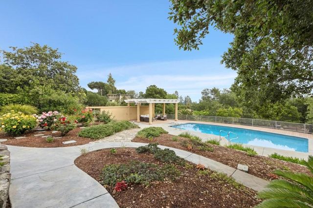 140 Ridgeway Road, Woodside, CA 94062