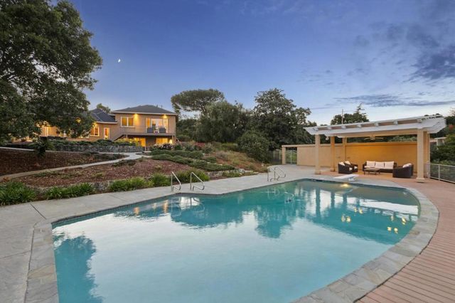 140 Ridgeway Road, Woodside, CA 94062