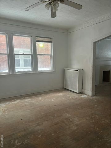 3267 webb, Detroit, MI 48206