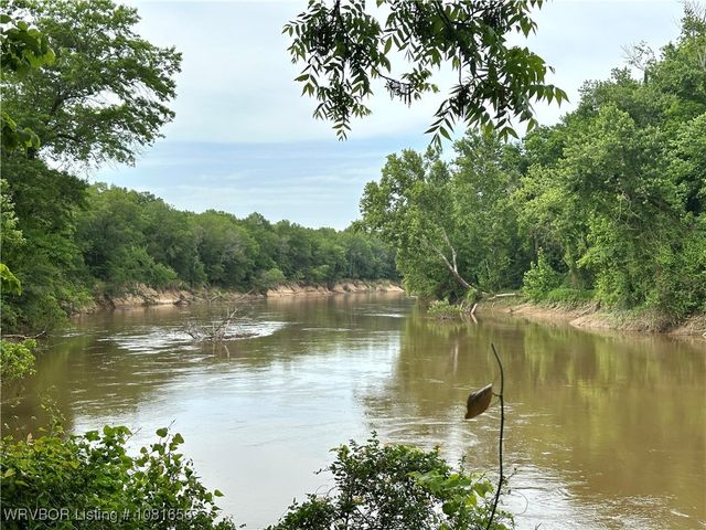 20000 Race Track Lane, Spiro, OK 74959