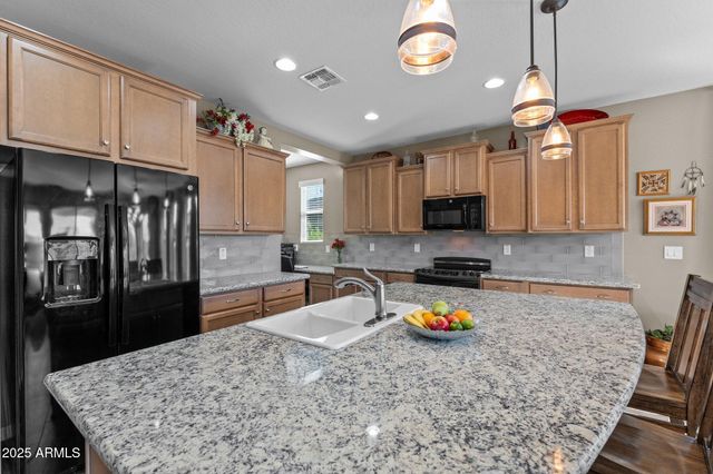 3335 BIG SKY Drive, Wickenburg, AZ 85390