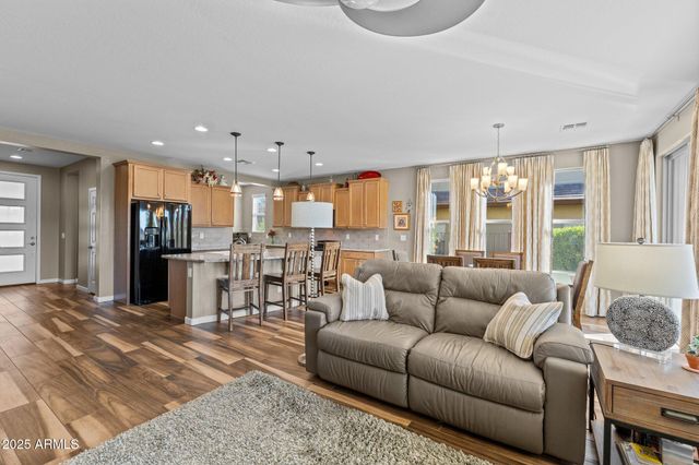 3335 BIG SKY Drive, Wickenburg, AZ 85390