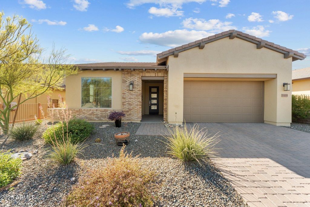 3335 BIG SKY Drive, Wickenburg, AZ 85390