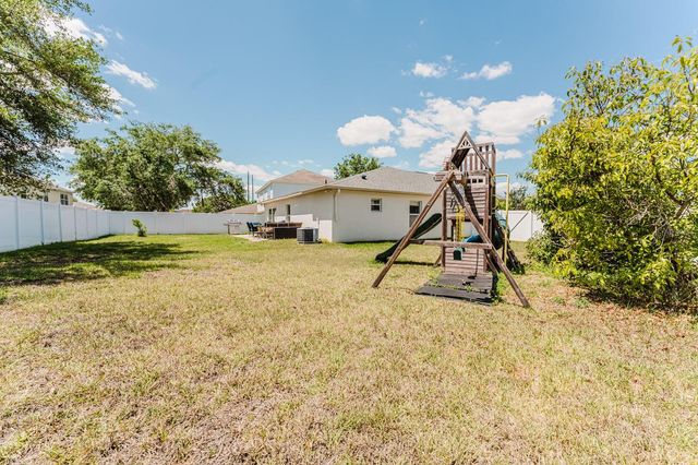 2043 CORNER TREE COURT, Orlando, FL 32820
