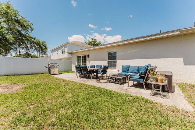 2043 CORNER TREE COURT, Orlando, FL 32820
