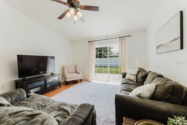 2043 CORNER TREE COURT, Orlando, FL 32820