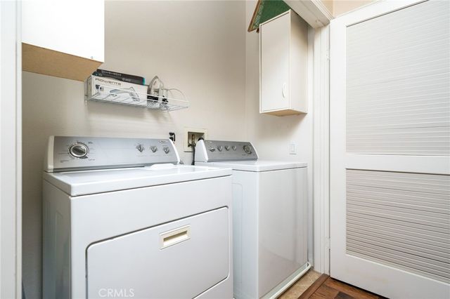 704 W 1st Street, Claremont, CA 91711