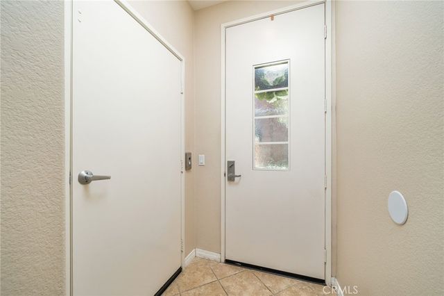 704 W 1st Street, Claremont, CA 91711