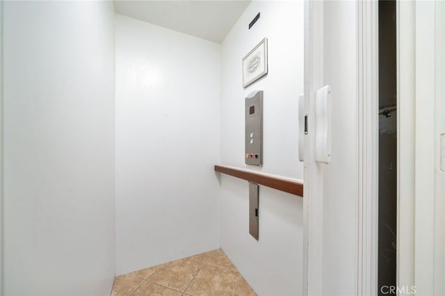 704 W 1st Street, Claremont, CA 91711