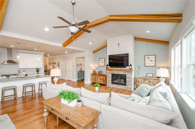 270 Fountain Oak Way, Canton, GA 30114