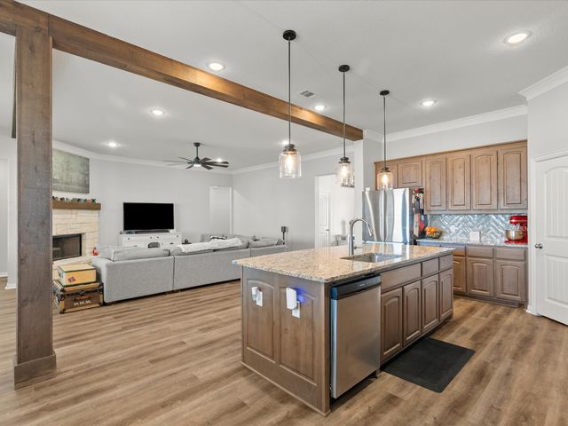 7420 Autumn Grove Lane, Ponder, TX 76259