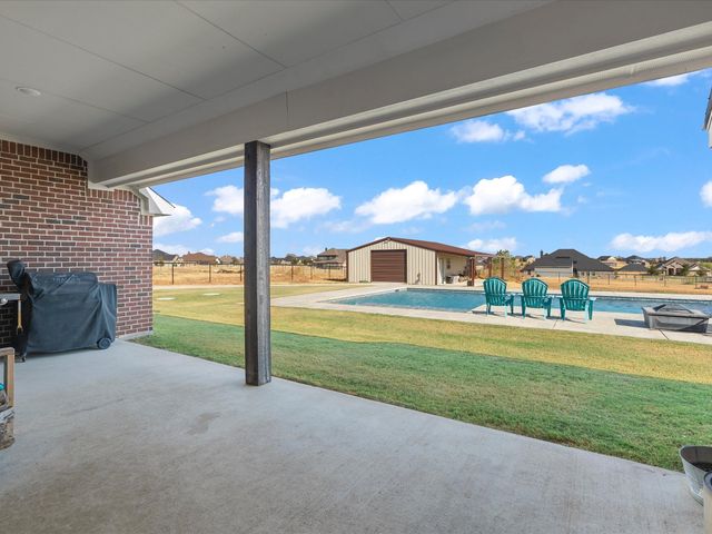 7420 Autumn Grove Lane, Ponder, TX 76259