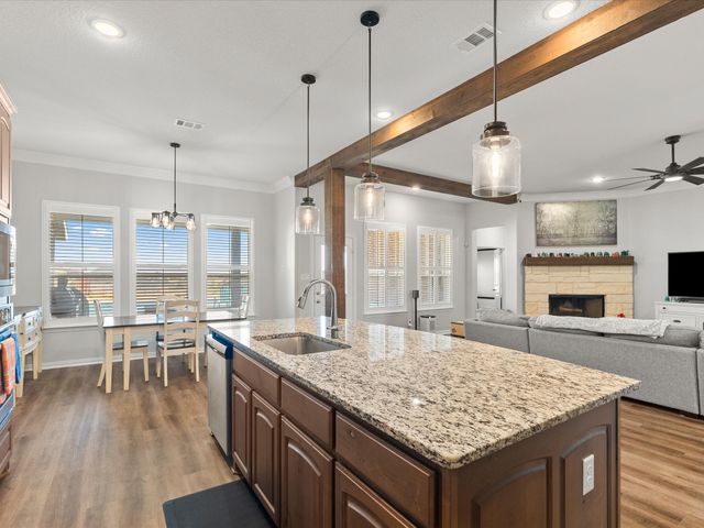 7420 Autumn Grove Lane, Ponder, TX 76259