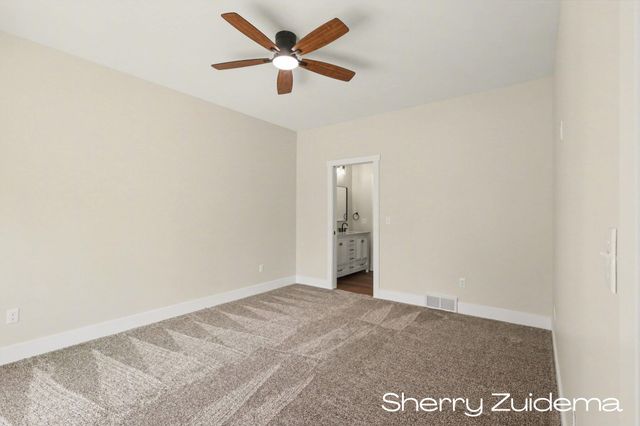 16229 148th Avenue, Spring Lake, MI 49456