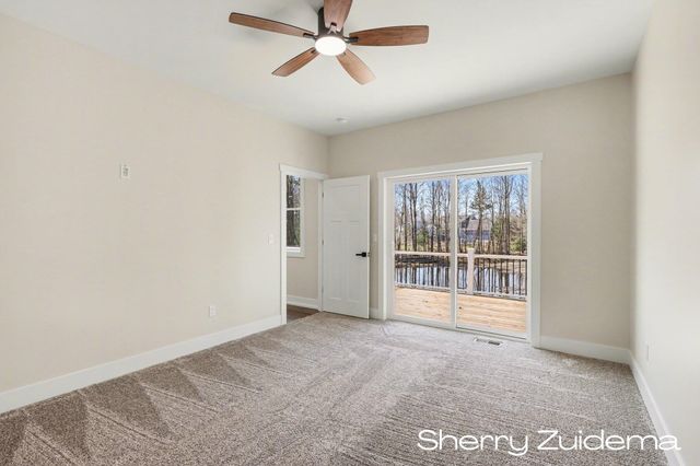 16229 148th Avenue, Spring Lake, MI 49456