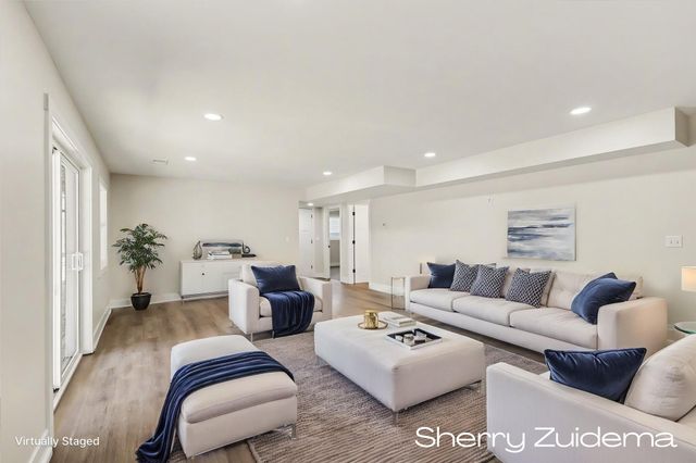 16229 148th Avenue, Spring Lake, MI 49456