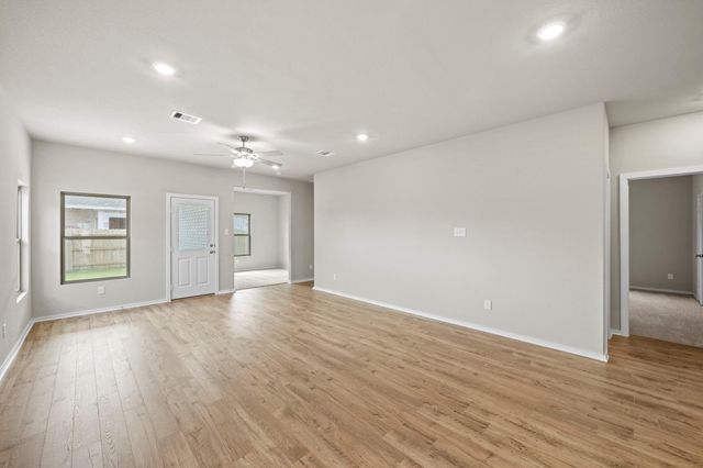 3506 Atlas Point Lane, Angleton, TX 77515