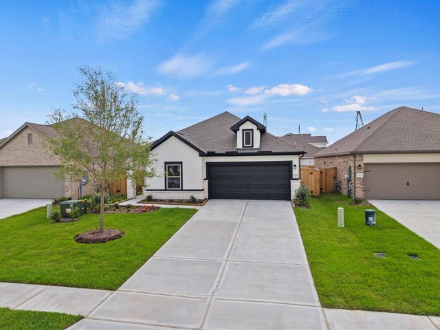 3506 Atlas Point Lane, Angleton, TX 77515
