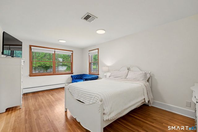 121 Parry Road, Stamford, CT 06907