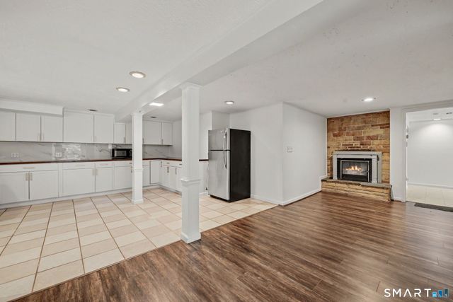121 Parry Road, Stamford, CT 06907