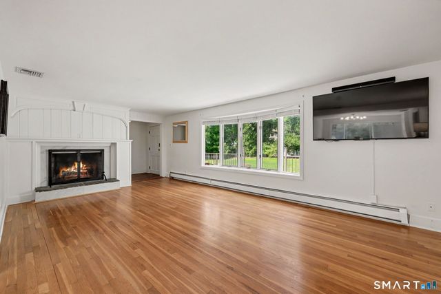 121 Parry Road, Stamford, CT 06907