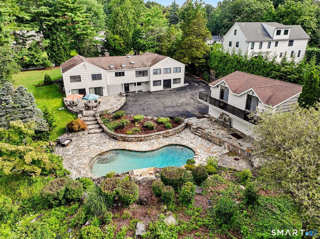 121 Parry Road, Stamford, CT 06907