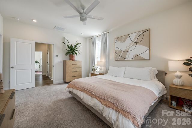 400 Simeon Drive, Charlotte, NC 28208