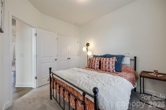 400 Simeon Drive, Charlotte, NC 28208