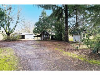 93579 RIVER Rd, Junction City, OR 97448